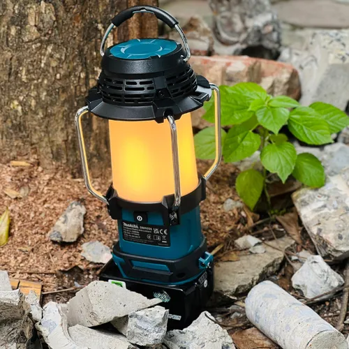 Radio kết hợp đèn lồng dùng pin Makita DMR055