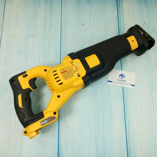 Máy cưa kiếm Dewalt DCS389 hàng USA