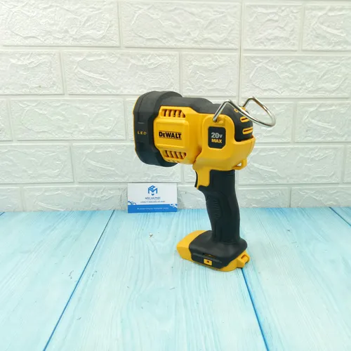 Đèn pin Dewalt DCL043 ( hàng USA )
