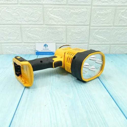 Đèn pin Dewalt DCL043 ( hàng USA )