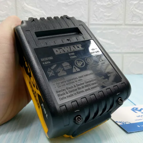 PIN DEWALT 18V – 4Ah XR lion