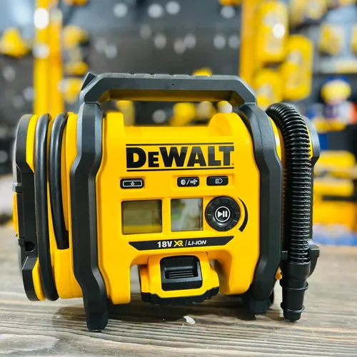 Máy bơm hơi Dewalt DCC018N-XJ