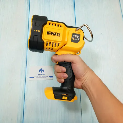 Đèn Led dùng pin 20V Dewalt DCL043