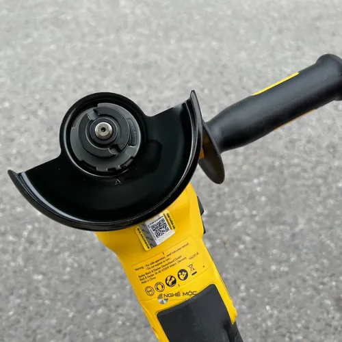 Máy mài góc DeWALT DCG409VSN-B1 có chỉnh tốc độ