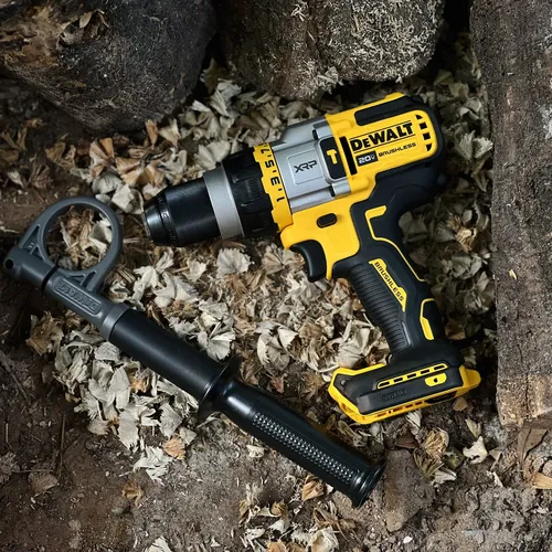Máy khoan động lực dùng pin 18V DeWalt DCD999