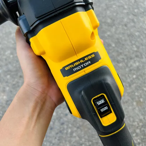 Máy đánh bóng lệch tâm Dewalt DCM848N-XJ