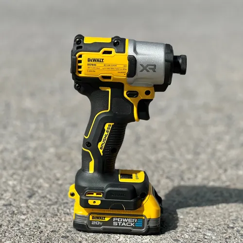 Máy bắt vít dùng pin 20V Dewalt DCF845