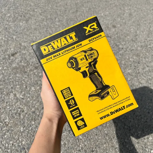 Máy bắt vít dùng pin 20V Dewalt DCF845