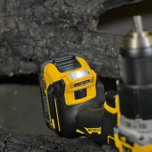 Máy khoan vặn vít dùng pin 18V Dewalt  DCD800N-B1