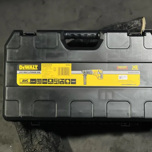Máy khoan đục bê tông dùng pin 18V Dewalt DCH263