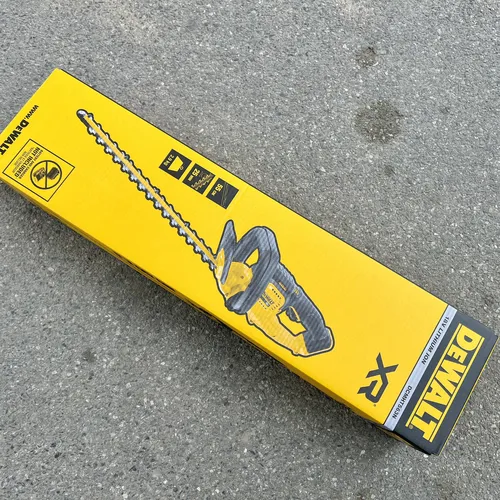 Máy tỉa cành hàng rào cầm tay 18V Dewalt DCMHT563N-XJ