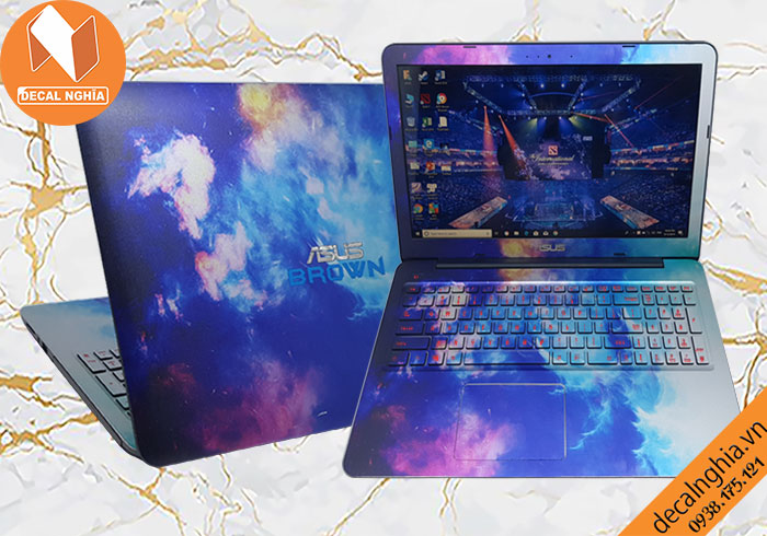 Aluminum skin dán laptop Asus A556 được in với công nghệ Lazer Aluminum skin dán laptop Asus A556 được in với công nghệ Lazer