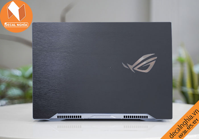 Decal dán laptop Asus Zephyrus GU502G hạn chế dấu vân tay khi sử dụng Decal dán laptop Asus Zephyrus GU502G hạn chế dấu vân tay khi sử dụng