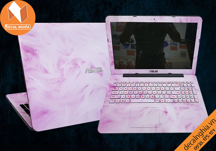 Skin dán laptop Asus F555 được fit chuẩn, dễ vệ sinh Skin dán laptop Asus F555 được fit chuẩn, dễ vệ sinh