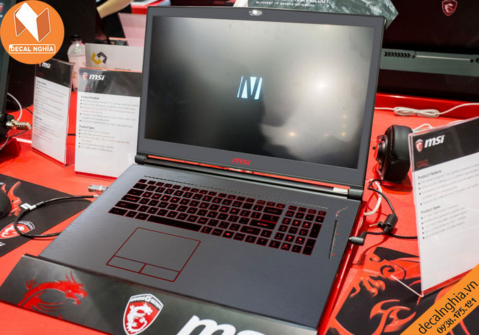 Decal dán laptop Msi GT73 Titan Pro hạn chế dấu vân tay khi sử dụng Decal dán laptop Msi GT73 Titan Pro hạn chế dấu vân tay khi sử dụng