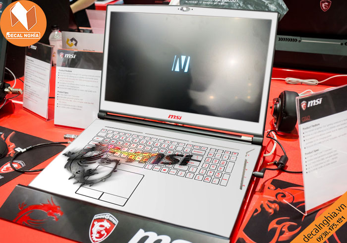 Bộ dán skin laptop MSI GT73 Titan Pro thể hiện chất riêng của Bạn Bộ dán skin laptop MSI GT73 Titan Pro thể hiện chất riêng của Bạn