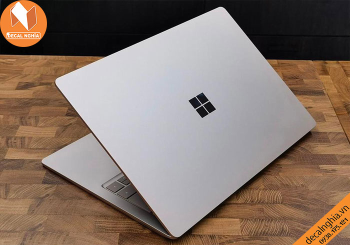 Bạn chọn surface laptop vì điều gì? Bạn chọn surface laptop vì điều gì?