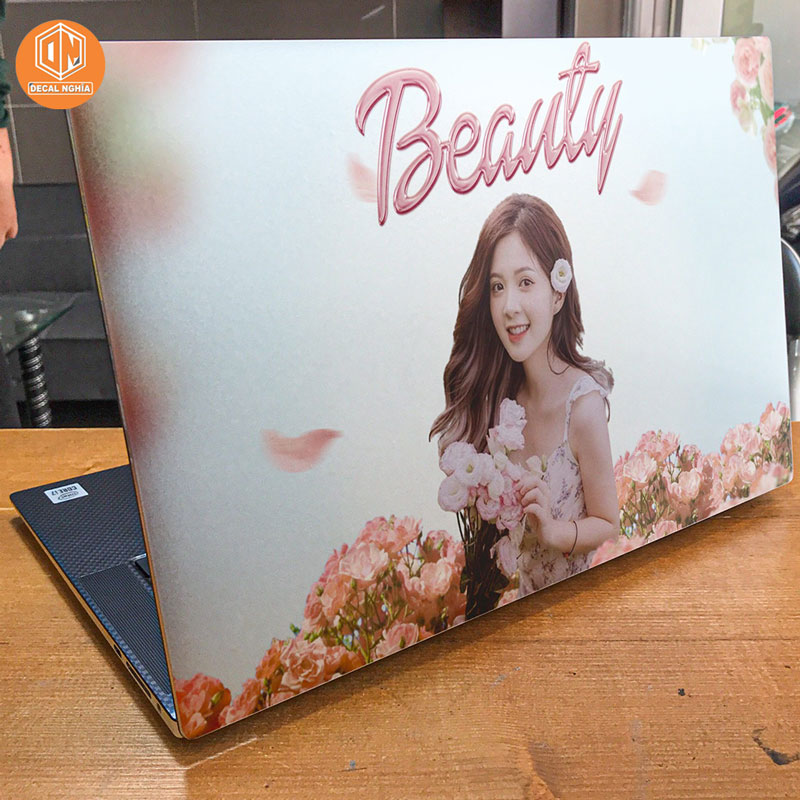 Skin-dán-laptop-custom-cá-nhân