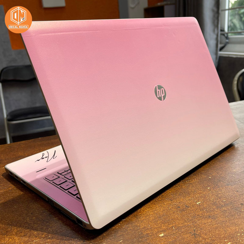 Aluminum skin dán laptop HP 340S được in với công nghệ Lazer