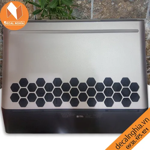 Aluminum Skin dán Laptop Alienware Area 51M