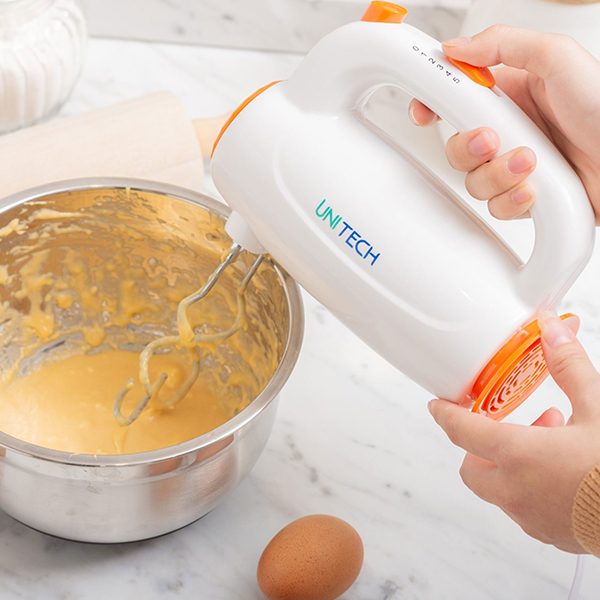 Máy đánh trứng Unitech HU-1411 5 tốc độ công suất 200w giúp việc đánh trứng nhanh chóng Máy đánh trứng Unitech HU-1411 5 tốc độ công suất 200w giúp việc đánh trứng nhanh chóng
