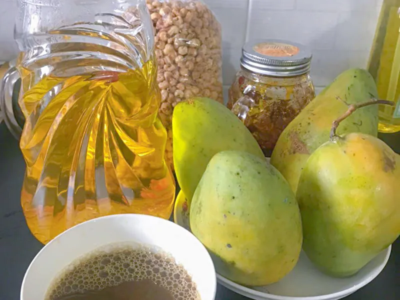 BÁC SĨ ĐẦU NGÀNH KHUYÊN 4 LÝ DO NGƯỜI CAO TUỔI NÊN DÙNG  SAFFRON - NHỤY HOA NGHỆ TÂY