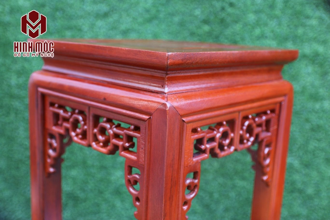 Đôn gỗ vuông 2 tầng cao 80cm với họa tiết rất đẹp Đôn gỗ vuông 2 tầng cao 80cm với họa tiết rất đẹp