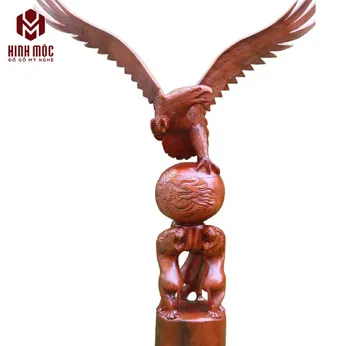 Tượng gỗ đại bàng sư