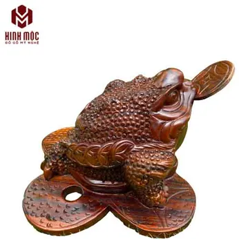 Cóc ngậm tiền gỗ xà cừ