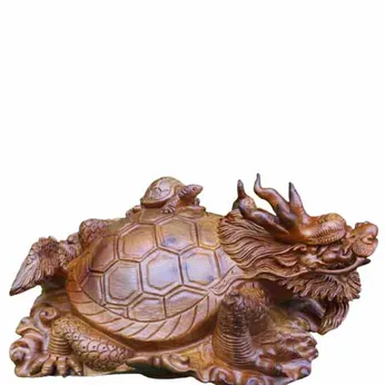Long Quy cõng con gỗ hương