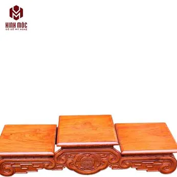 Tam cấp mặt liền chân cuốn gỗ hương 