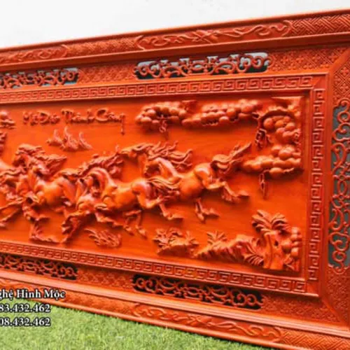 Tranh bát mã gỗ hương dài 1,27m