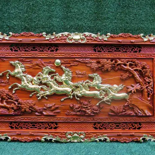 Tranh mã đáo thành công khung đục mẫu mới