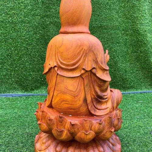 Tượng gỗ Bồ Tát ngồi đài sen 