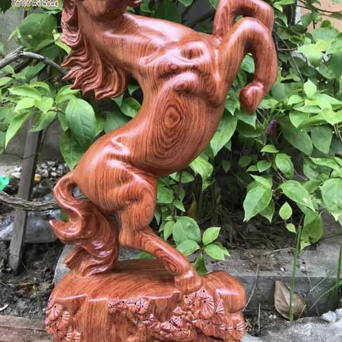 Ngựa tung vó giá rẻ