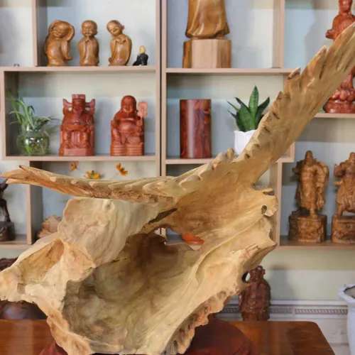 Đại bàng đánh rắn gỗ xá xị