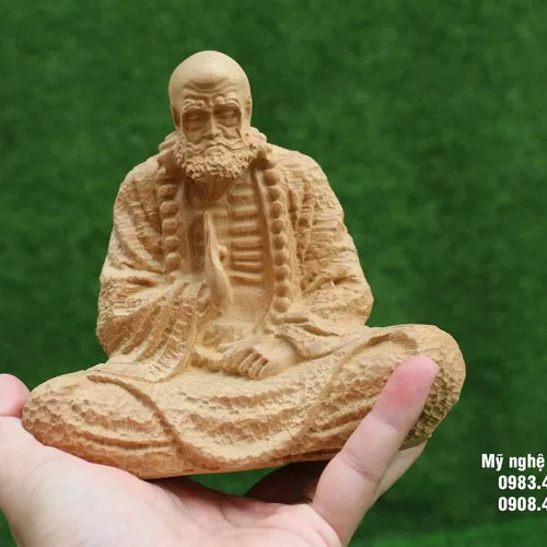 Đạt Ma thiền để xe ô tô