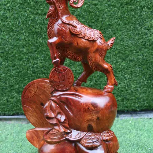 Dê gỗ hương cao 58, ngang 33cm