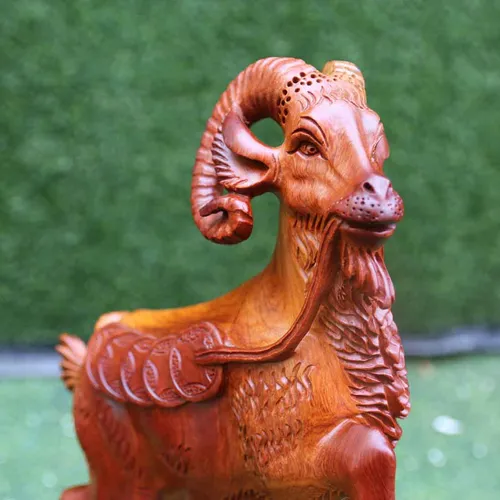 Nhất dê ngậm xâu tiền cao 45cm