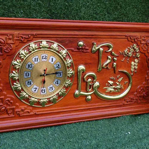Đồng hồ gỗ chữ Tài Lộc