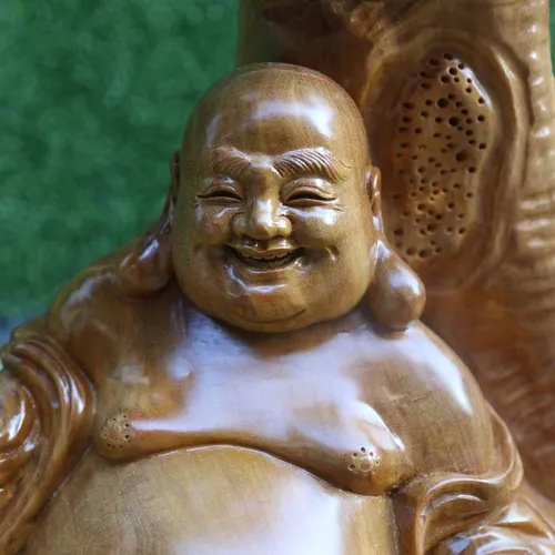 Ông Phỗng cầm thỏi vàng dưới gốc tùng