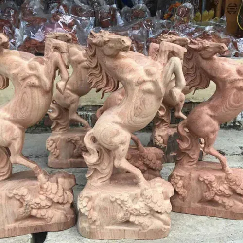 Ngựa tung vó giá rẻ