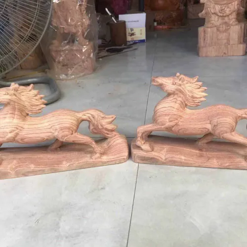 Nhất mã du xuân giá rẻ