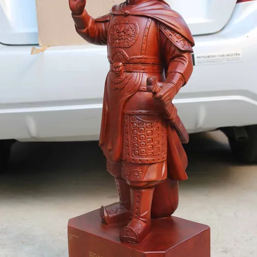 Tượng gỗ Nguyễn Huệ cao 80cm