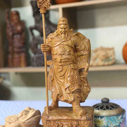 Tượng Quan Công trấn ải gỗ bách xanh cao 30 -> 60cm