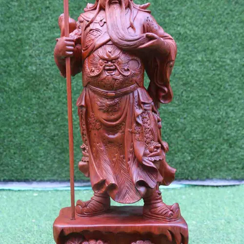 Tượng Quan Công đứng vuốt râu cao 80cm