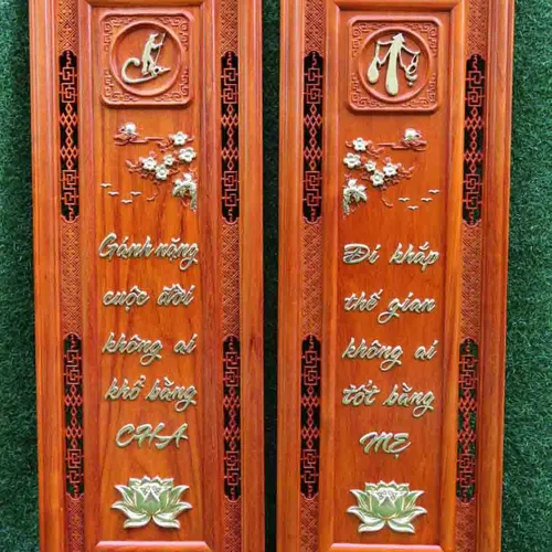 Tranh vuông cha mẹ dài 1,07m