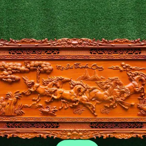 Tranh gỗ mã đáo thành công dài 1.55m