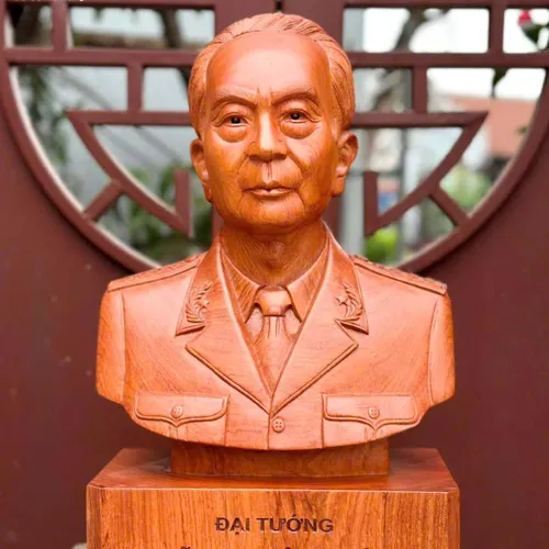 Tượng chân dung bác Giáp cao 50cm