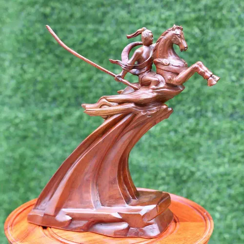 Tượng gỗ Thánh Gióng cao 30cm